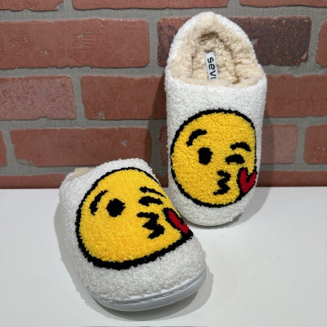 Slipper - Emoji Kiss Face-hotRAGS.com
