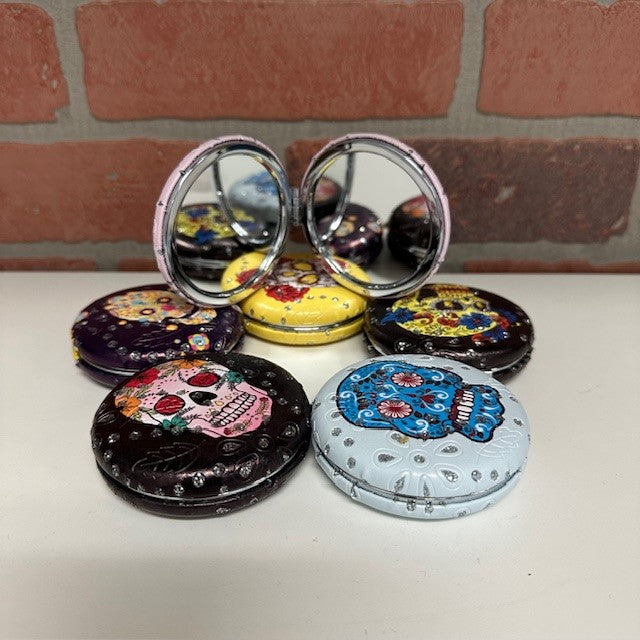 Compact Mirror - Skulls-hotRAGS.com