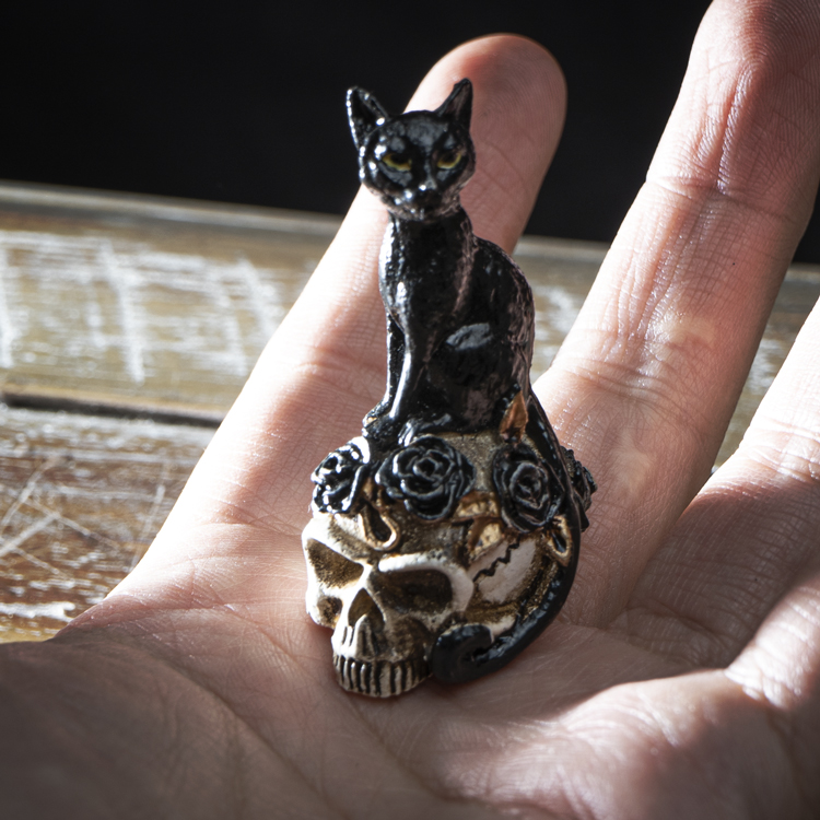 Statue - Cat Skull Miniature - hotRAGS.com
