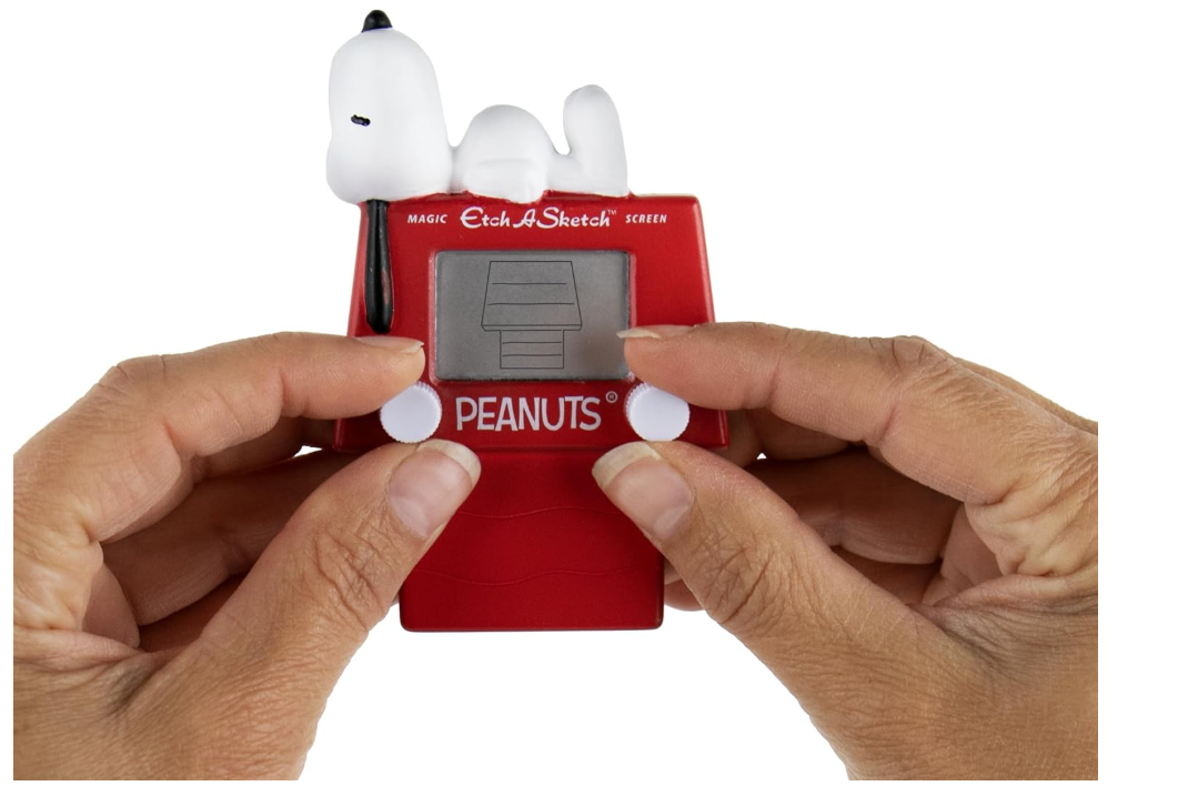 TOY - World's Smallest - ETCH A SKETCH SNOOPY