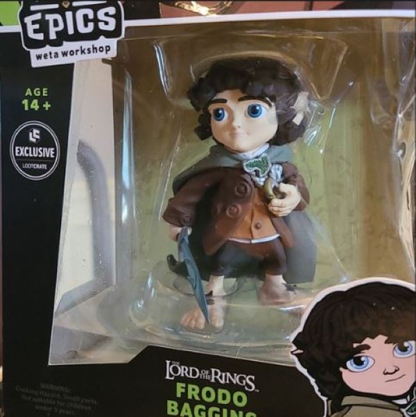 Figure - LOTR Frodo Baggins - hotRAGS.com