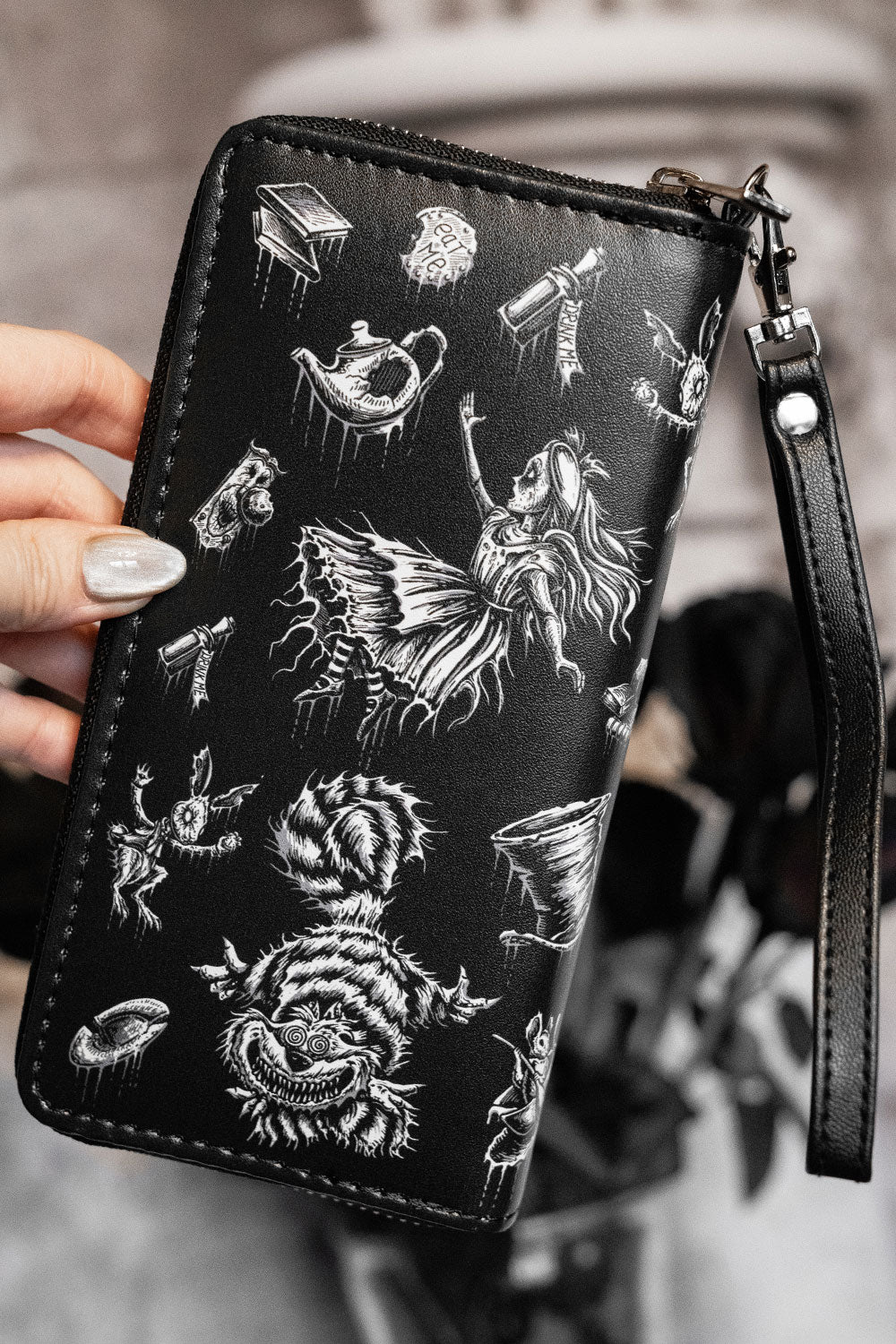 WALLET - ALICE IN WONDERLAND - hotRAGS.com