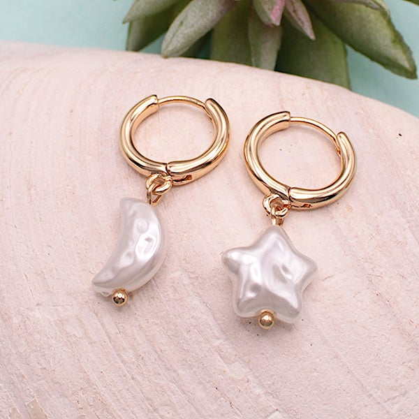 EARRINGS - MOON STAR