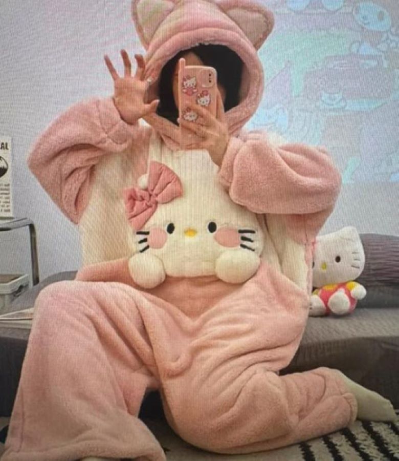ONESIE - PLUSH HELLO KITTY