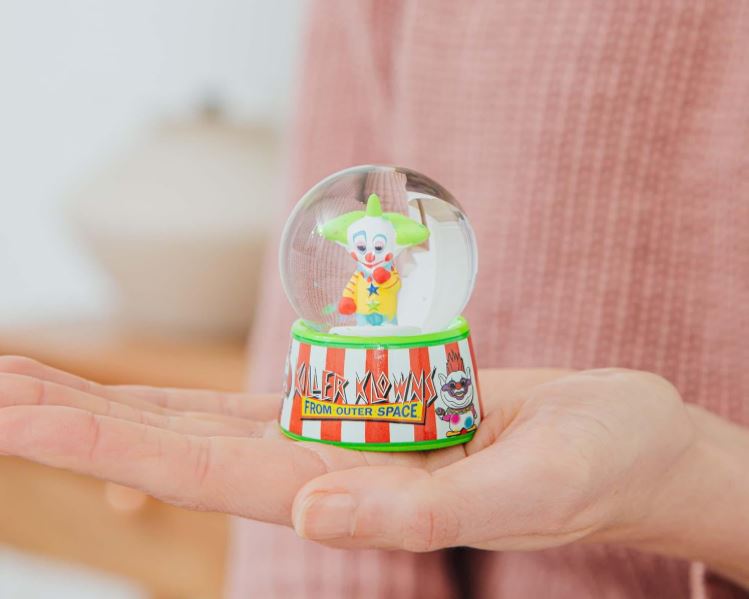Snow Globe - Killer Klown - 3 inches-hotRAGS.com