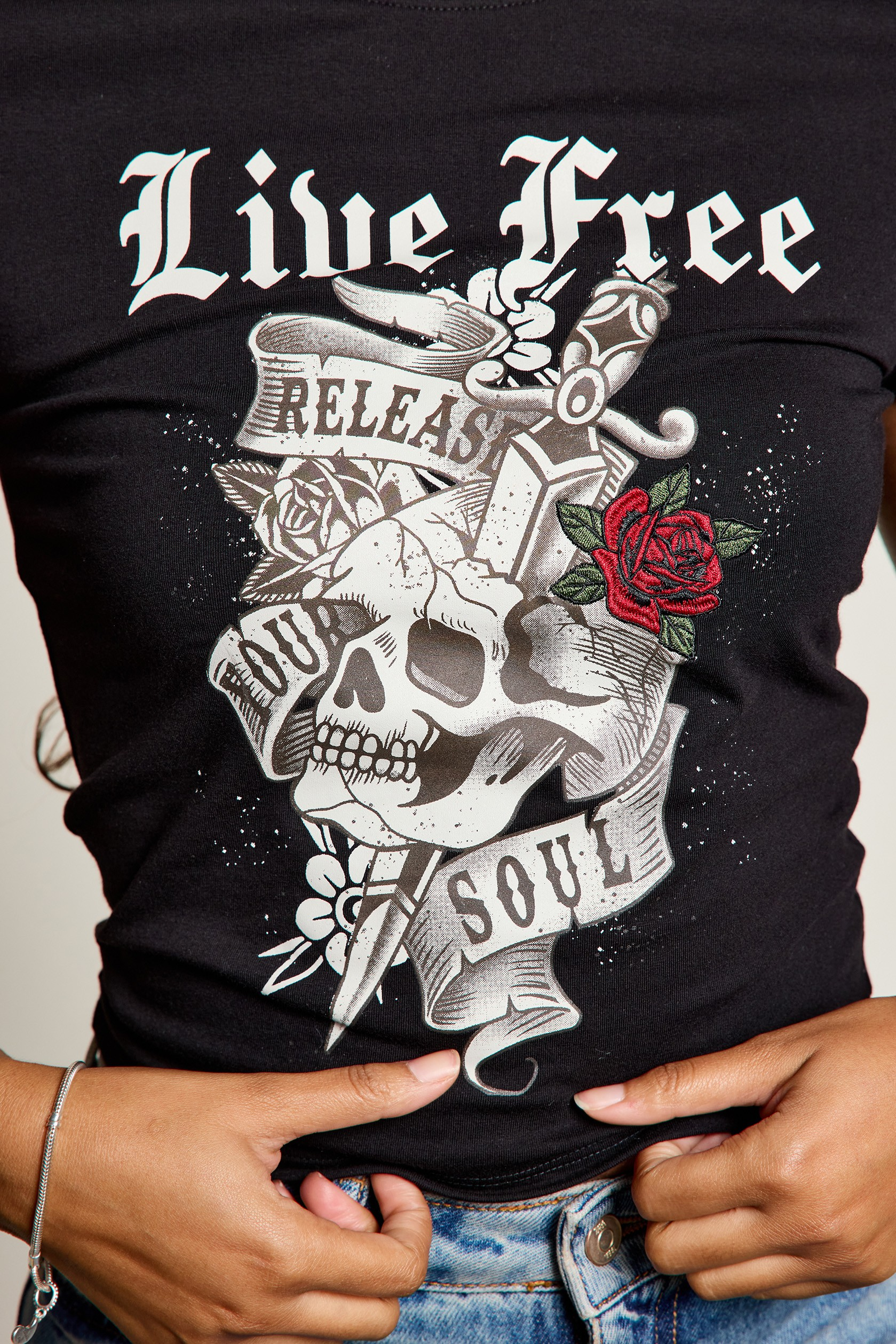 JR T-shirt - LIVE FREE SKELETON Embroidered ROSE-hotRAGS.com