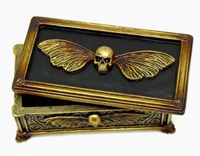 Box - Skull Moth