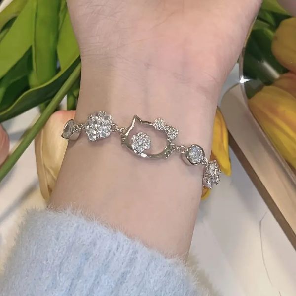 Bracelet - Hello Kitty Cutout