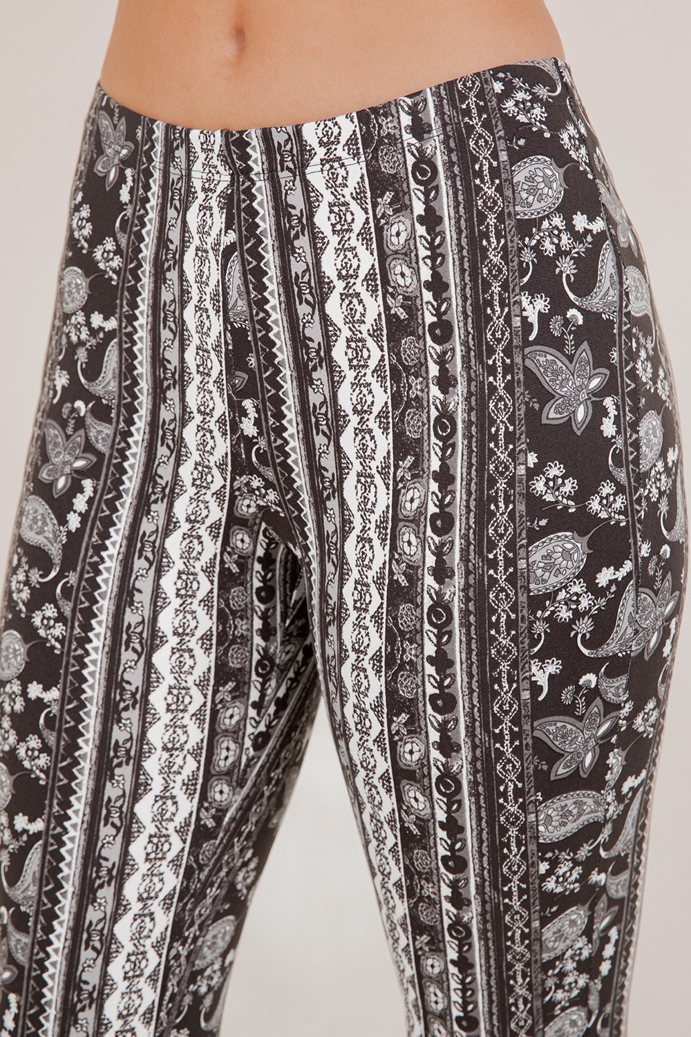 PANTS - PALAZZO - Black White Pasley