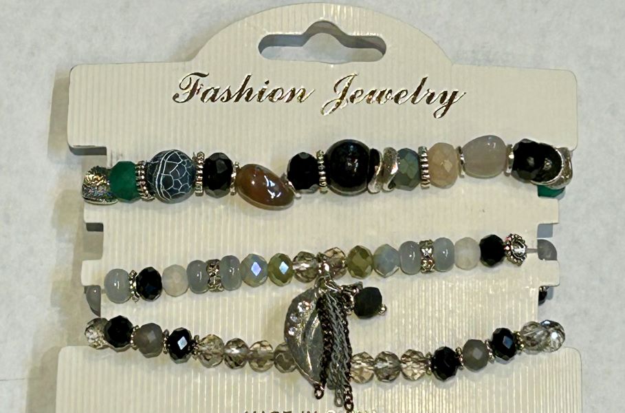 Bracelet - 3pc Stone Leaf Charm