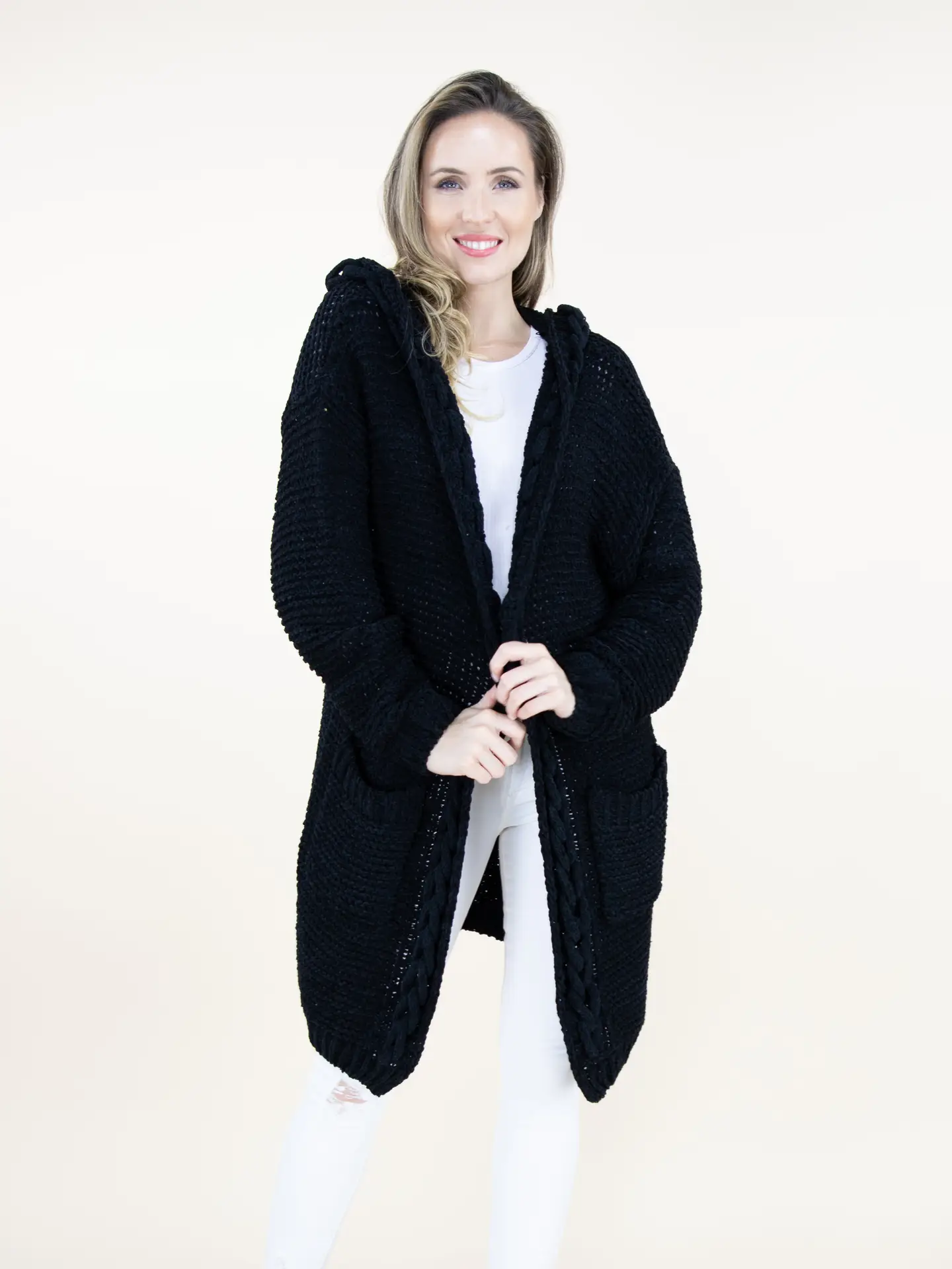 Cardigan - Hooded Braided - Black