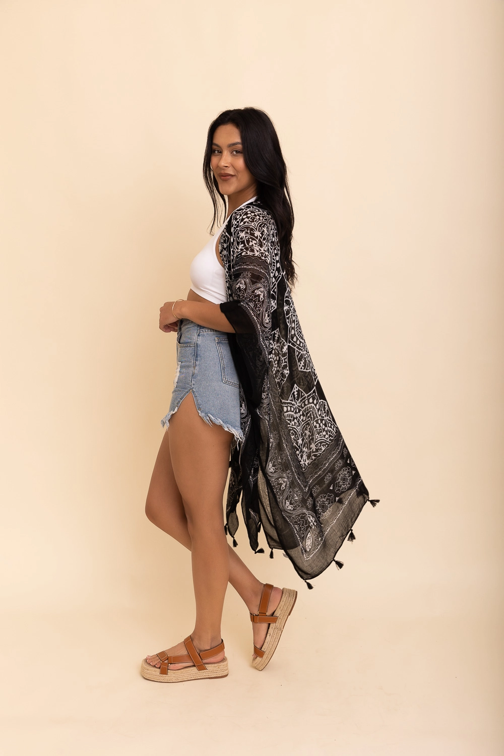 Kimono - Versatile With Tassel - Black