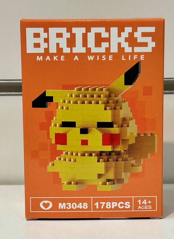 Toy - Bricks - Pikachu - hotRAGS.com