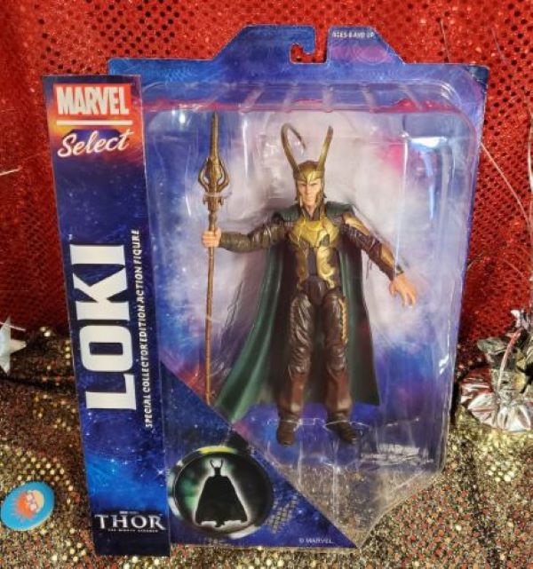Figure - Marvel Loki - hotRAGS.com