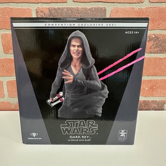 Figure - Star Wars Dark Rey - hotRAGS.com
