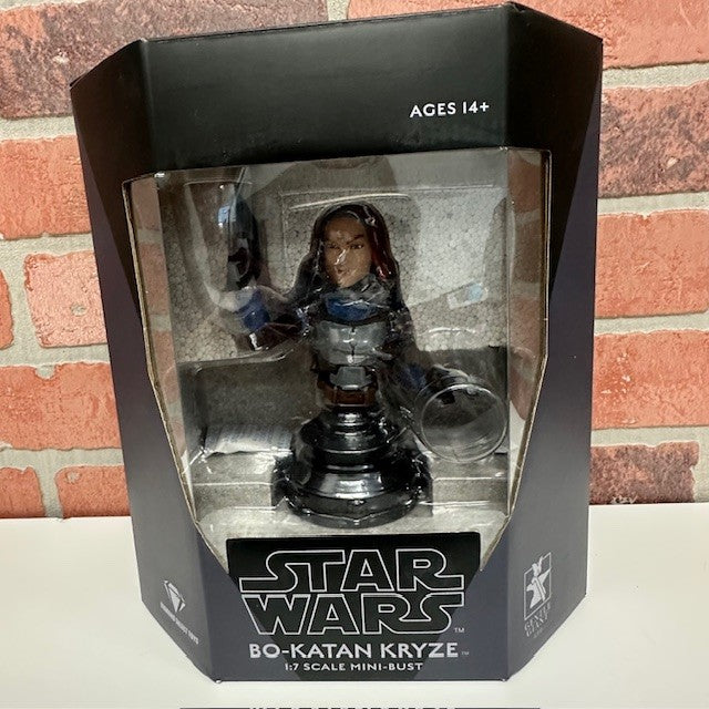 Figure - Star Wars Bokatan Kryze - hotRAGS.com