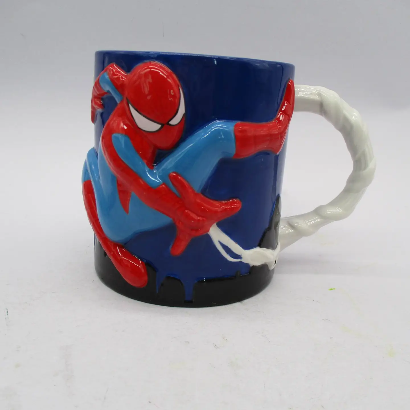 MUG - SPIDERMAN SCULPTED - 20OZ