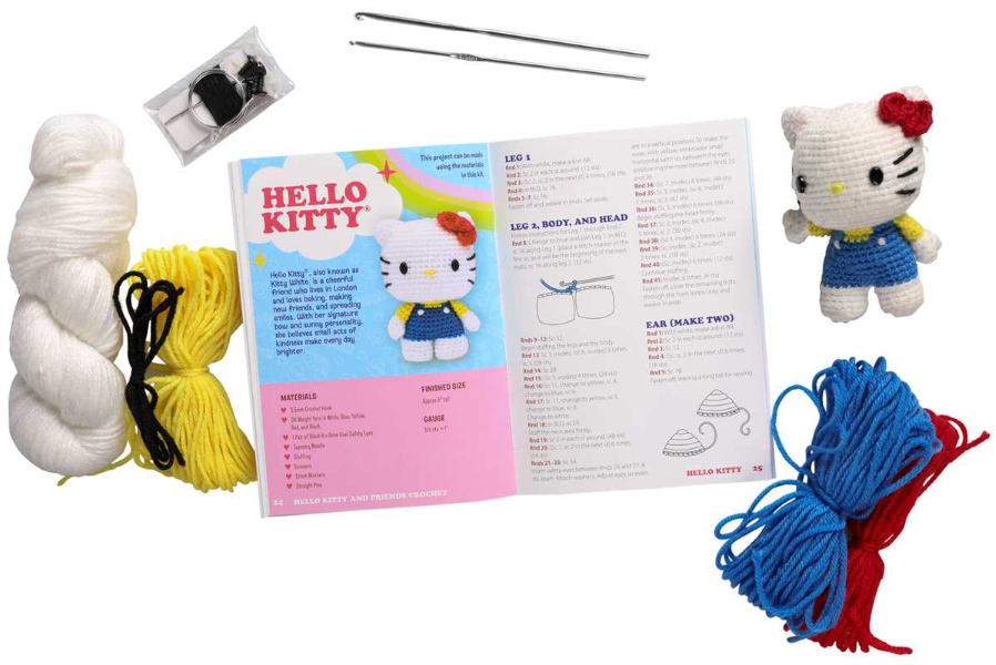 CROCHET - HELLO KITTY AND FRIEND