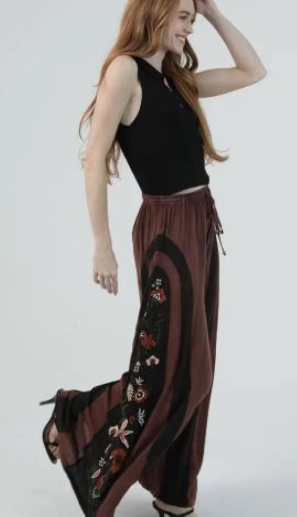 PANTS - EMBROIDERED