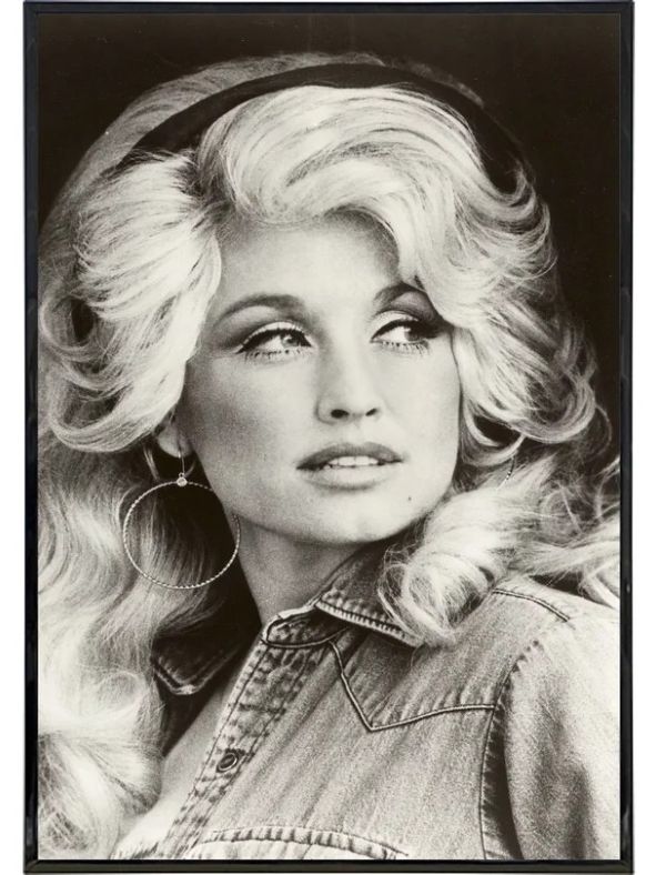 PICTURE - DOLLY PARTON - 11X17"