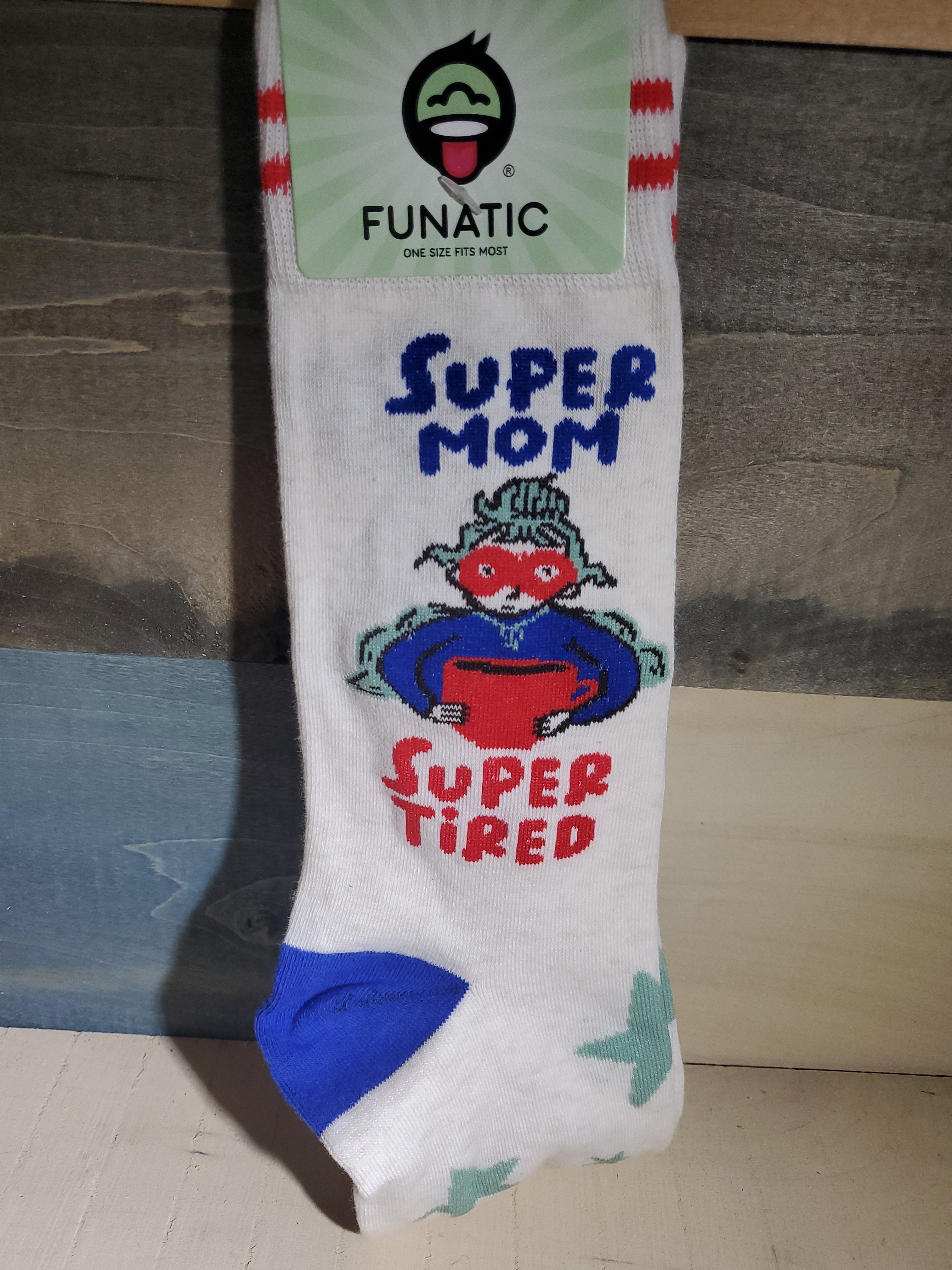 Socks Super Mom Super Tired-hotRAGS.com