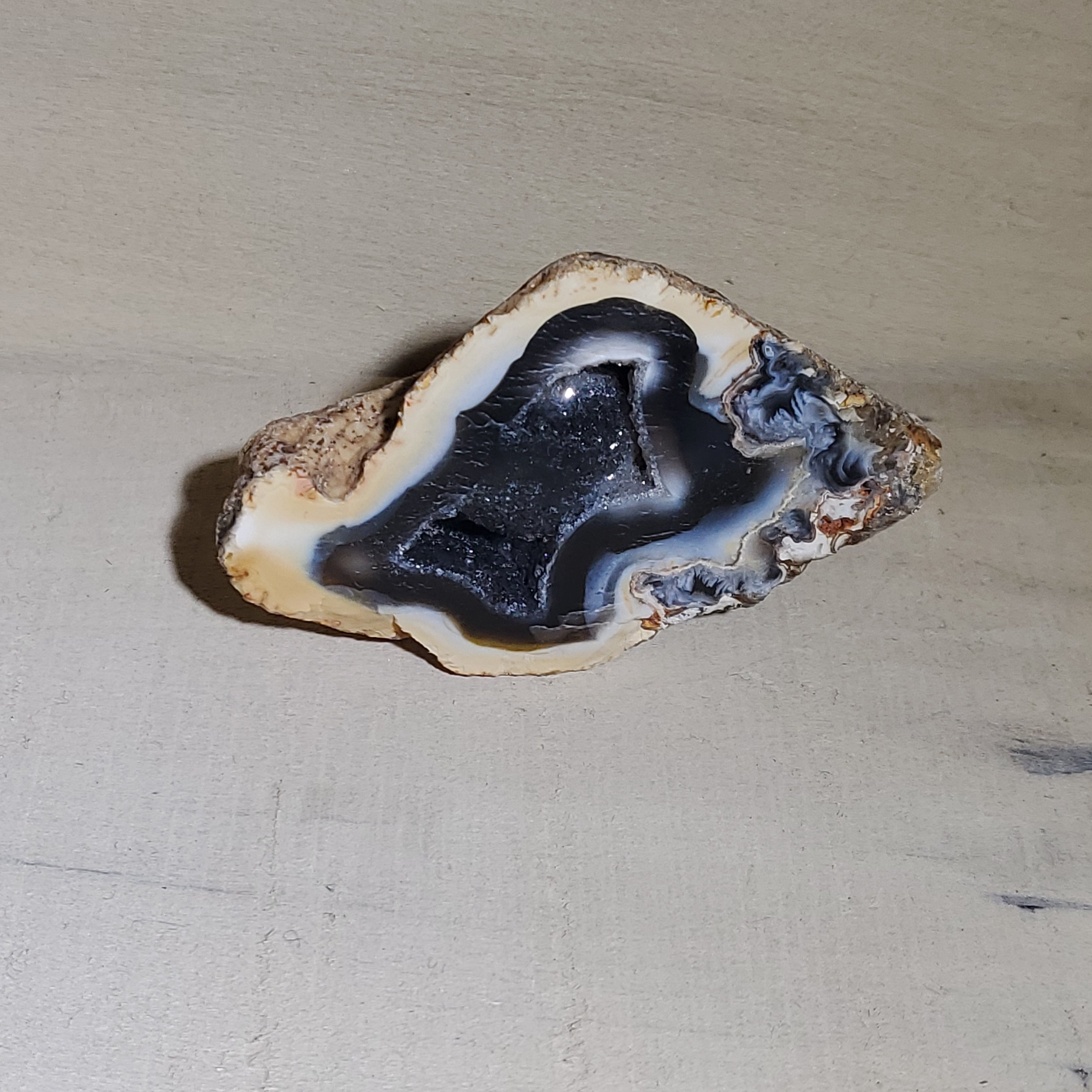Crystal Oco Geodes - Natural Agate Druzy Halves - Polished Front Edge-hotRAGS.com