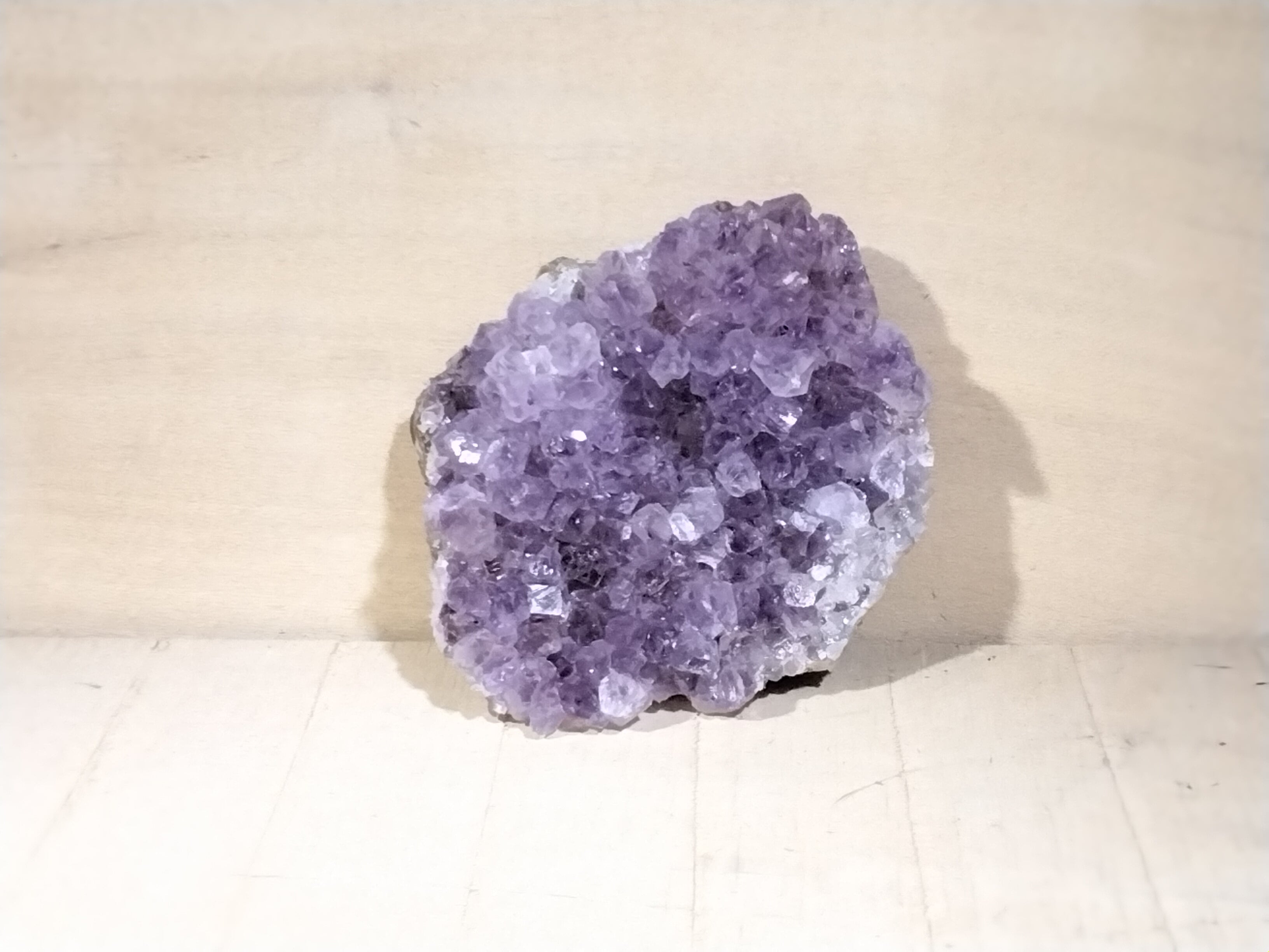 Crystal Amethyst Cluster >.09k-hotRAGS.com