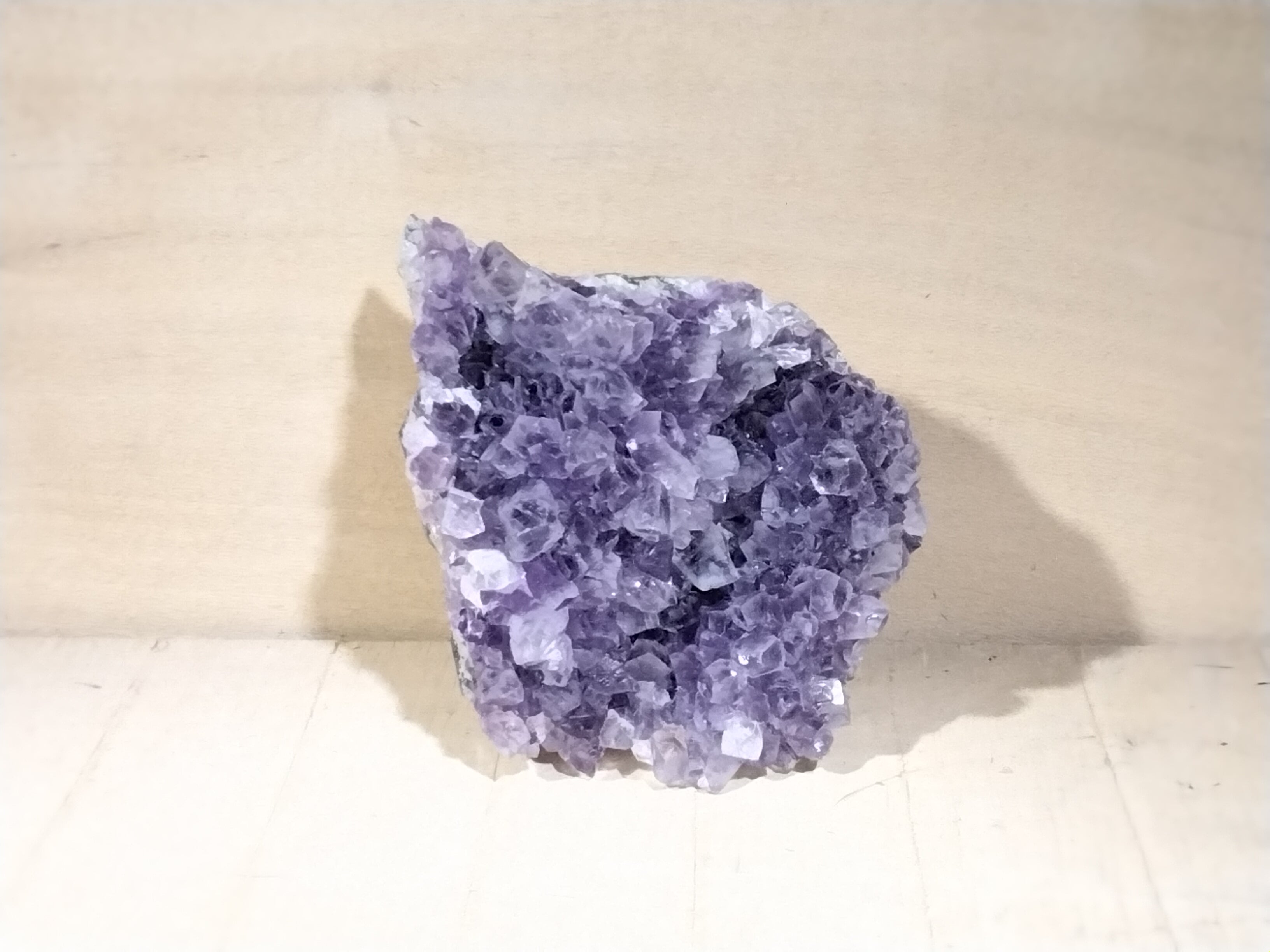 Crystal Amethyst Cluster >.19k-hotRAGS.com